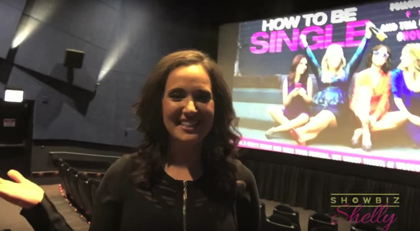 [VIDEO]Selfie Stick Update – How To Be Single Movie, Advanced Screening