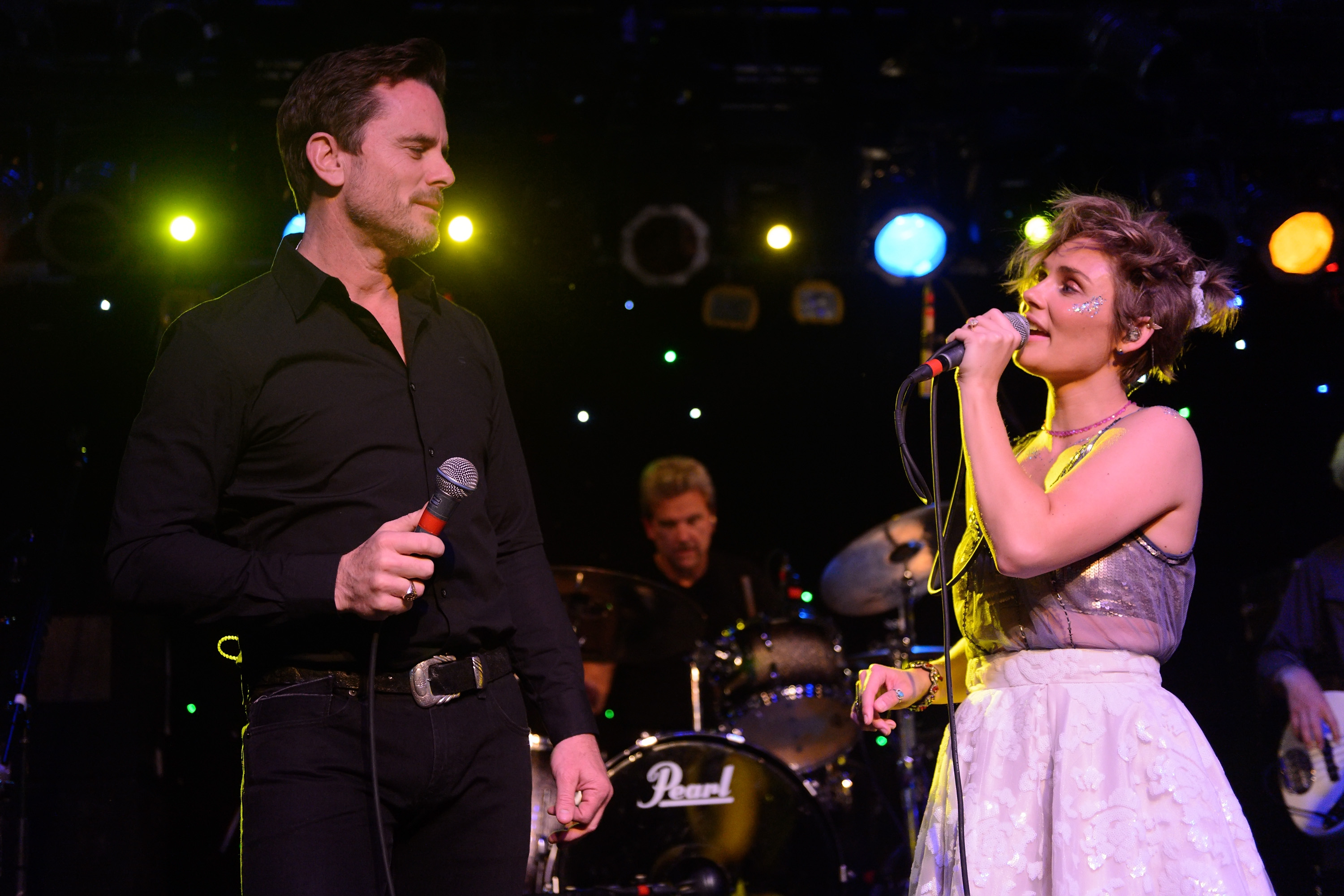 Claire Bowen & Charles Esten Support Vets in Chicago