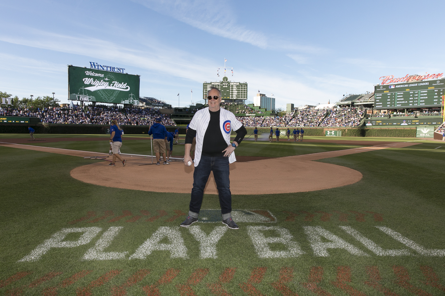 Chef Tony Mantuano Checks Off Bucket-List Item: Throwing First Pitch at Wrigley, 6/7