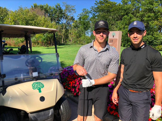 Jonas Brothers Spotted Golfing in Glen Ellyn